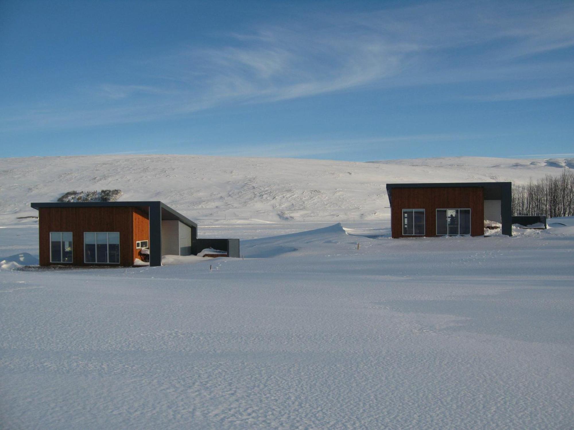 Einishus Cottages Laugar  Buitenkant foto