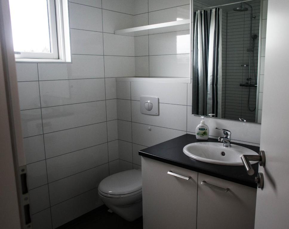 Einishus Cottages Laugar  Kamer foto